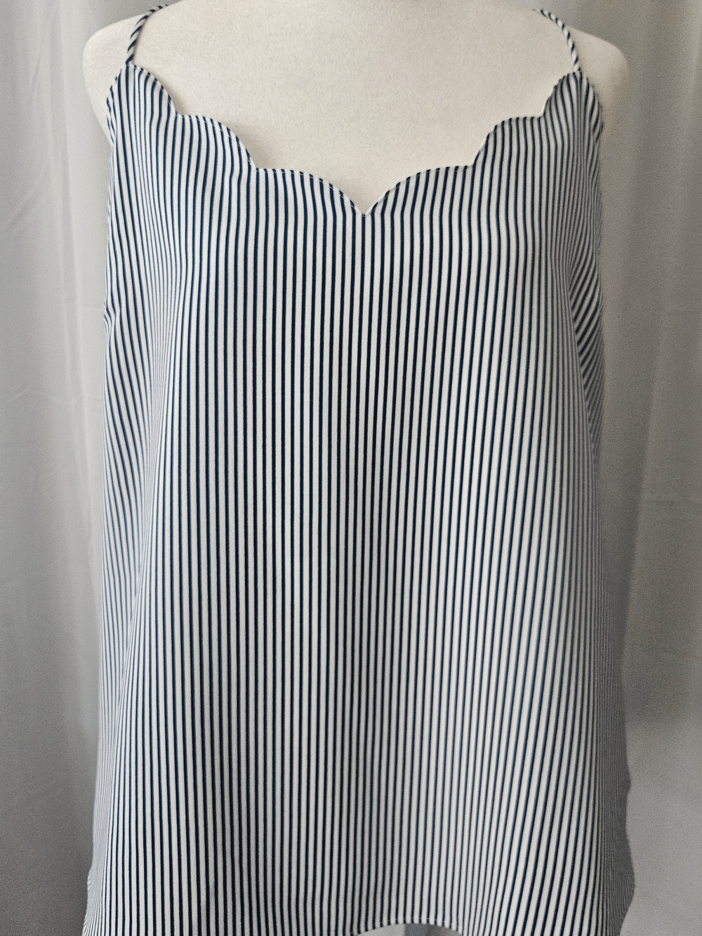 J. Crew Navy Blue and White Striped Scallop-Edge Cami Size 16 | XL